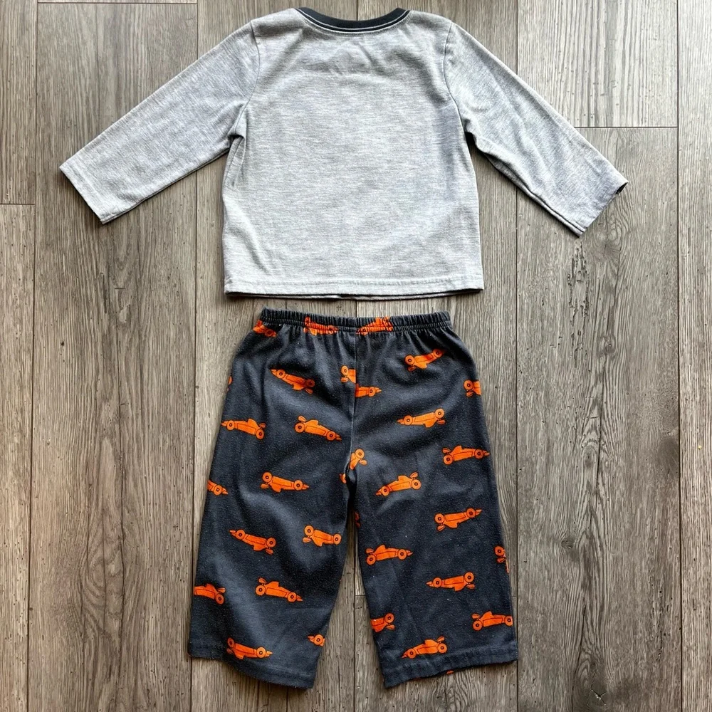 Carter’s Toddler Boy Race car 2 Piece Long Sleeve Pajama Set - Fast As Lightning